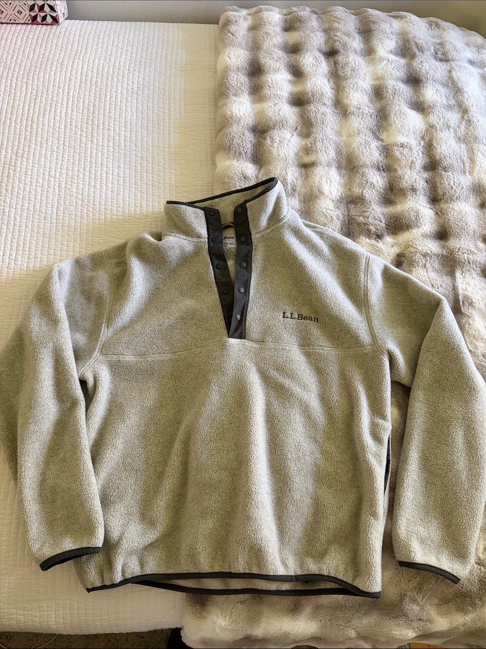 L.L. Bean unisex Light grey Fleece Pullover